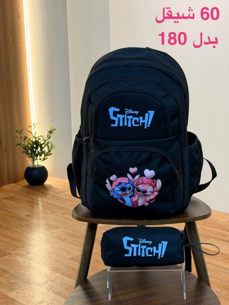 اسود.