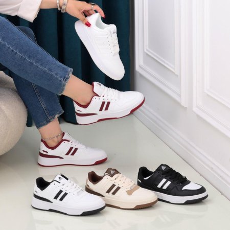 حذاء اديداس